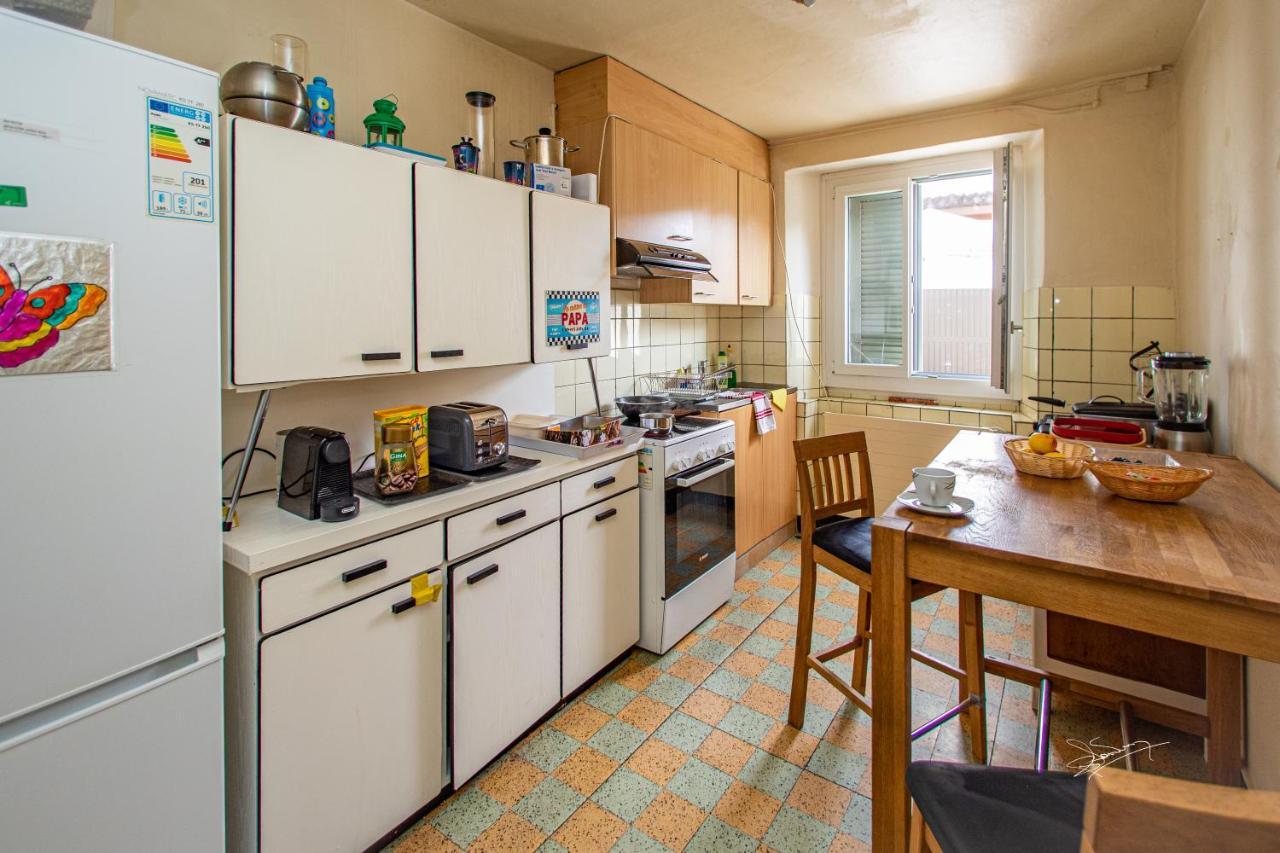 Chambre Double Standard LastMinut Payerne Exterior foto